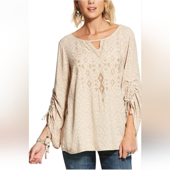 NWT Ariat Women's Warrior Tunic Beige Tan Embroidered Top Tori Print sz M - Picture 1 of 8